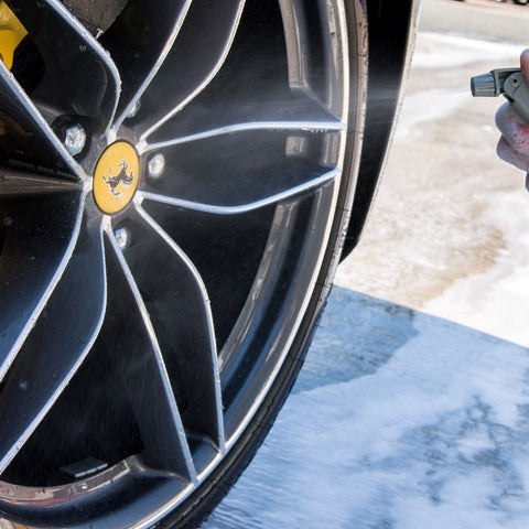 Non-Acidic Alloy Wheel Cleaner